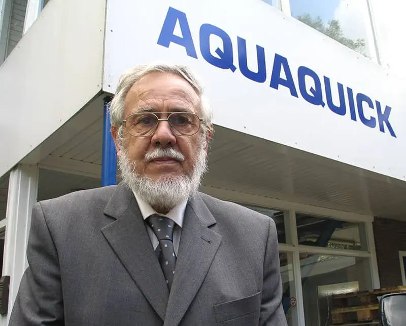 AQUAQUICK 2000: إرث من المسؤولية البيئية والابتكار