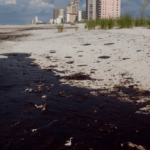 فهم أسباب تسربات النفط، تأثيراتها، وآفاق المستقبل