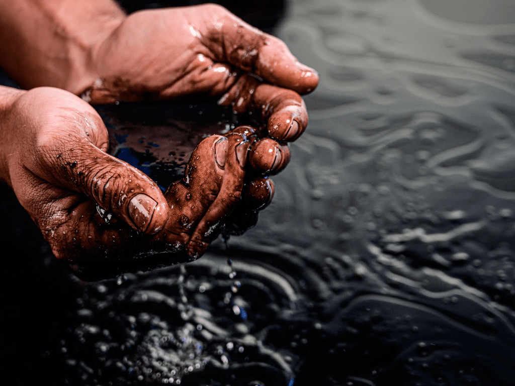 كيفية منع تسربات النفط: أفضل الممارسات والاستراتيجيات